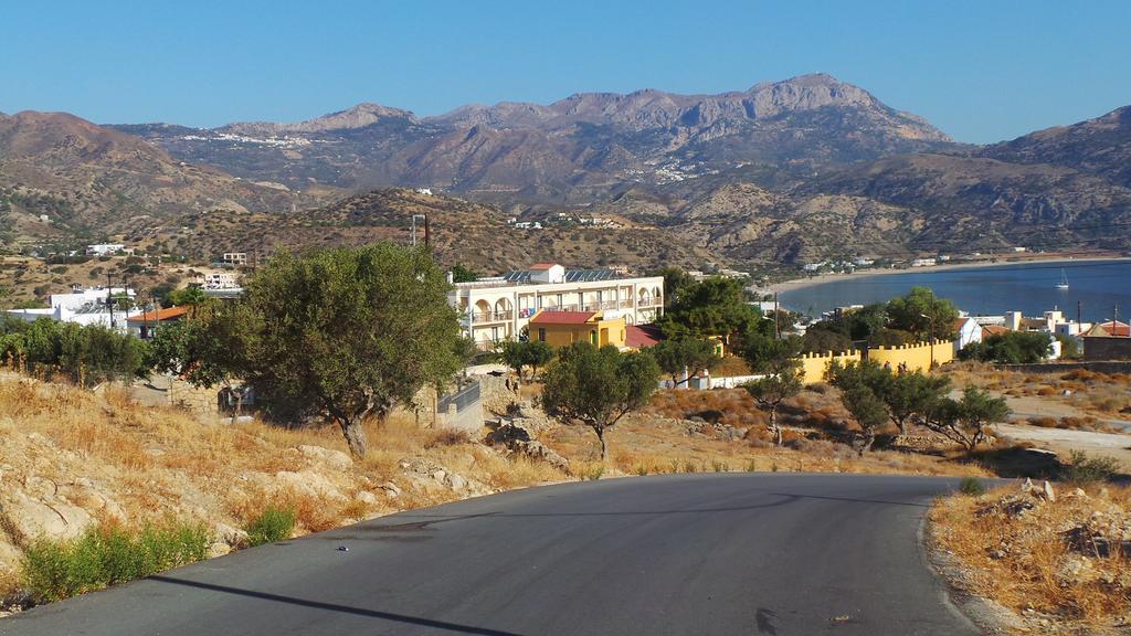 Hotel Seven Stars Karpathos Esterno foto