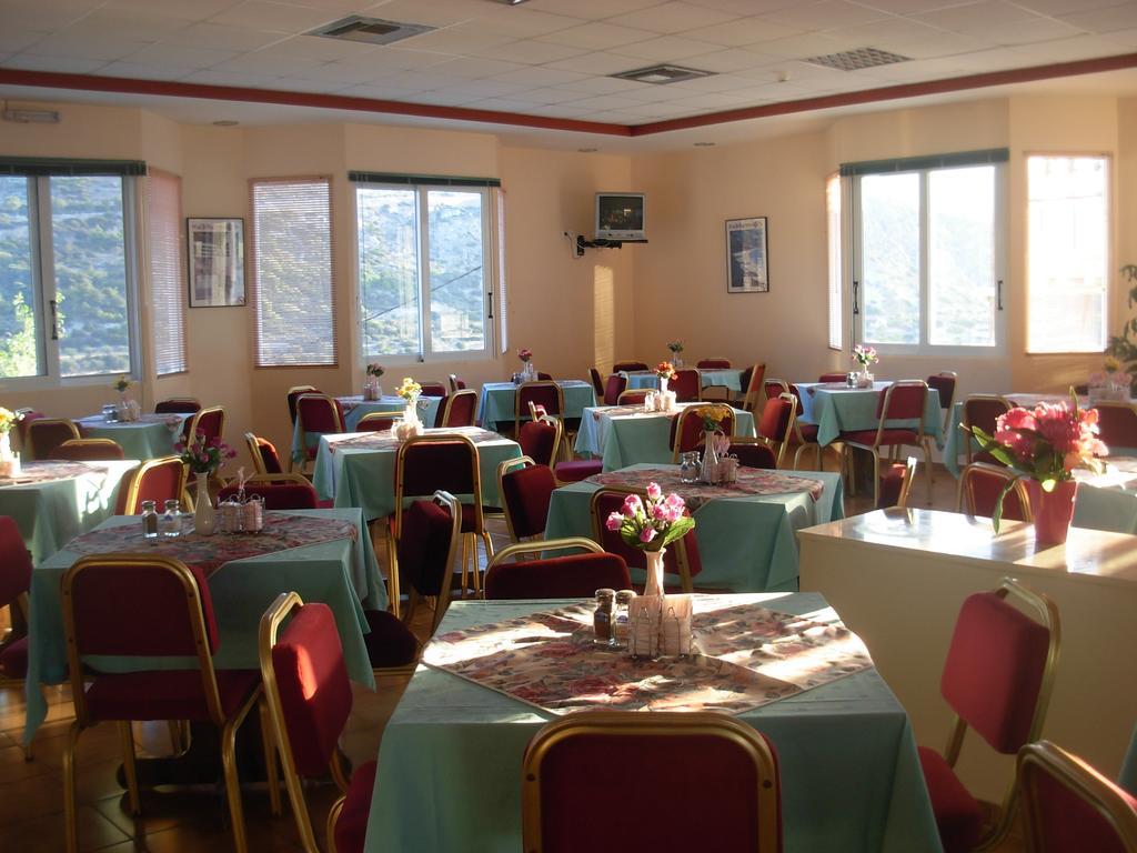 Hotel Seven Stars Karpathos Esterno foto