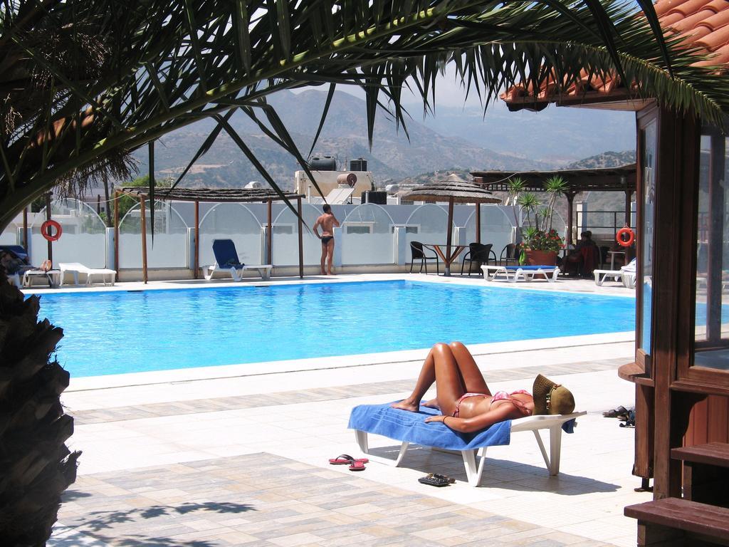Hotel Seven Stars Karpathos Esterno foto