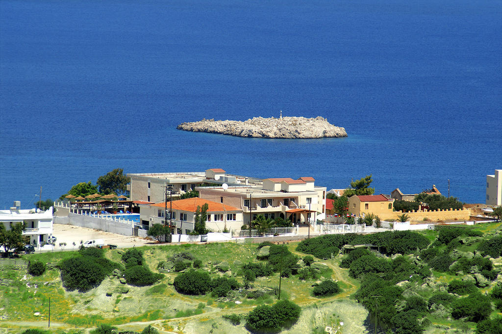 Hotel Seven Stars Karpathos Esterno foto