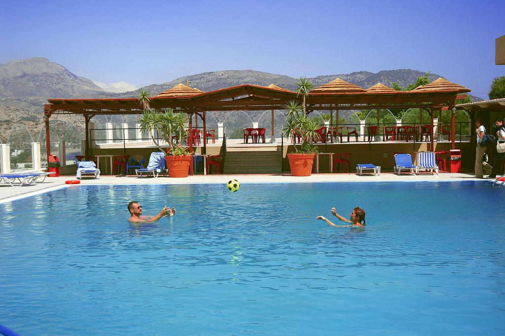 Hotel Seven Stars Karpathos Esterno foto
